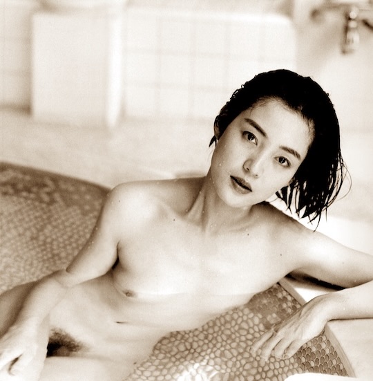 kanako higuchi hair nude full frontal water fruit photo book kishin shinoyama